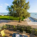 Holiday home Maison De La Cote *